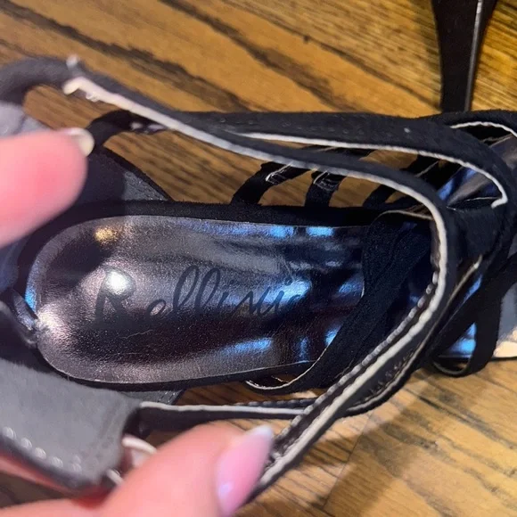 Bellini Black Strappy Heels in Size 8.5 - Picture 2 of 6